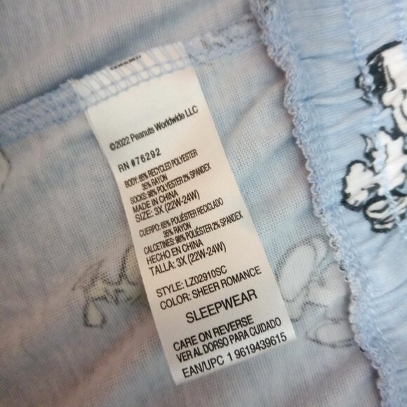 Peanuts, Snoopy and Woodstock Ladies Pajama Shorts - Picture 4 of 6